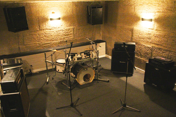 Salle 2 des studios de musique pour l'école Musique Live à sainte genevieve des bois